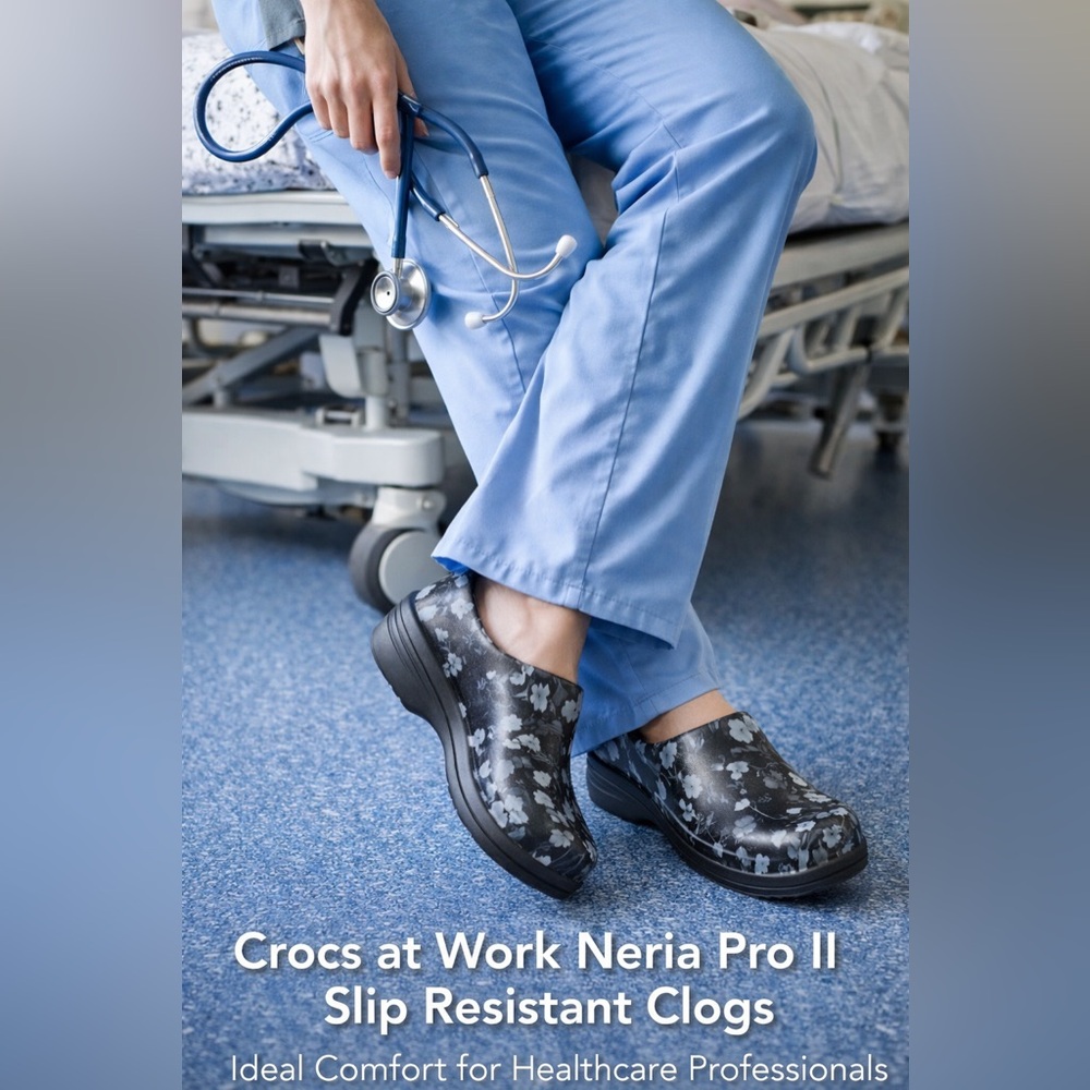 NWOB Crocs at Work Neria Pro II Slip Resistant Clogs Floral Black Gray Size 8